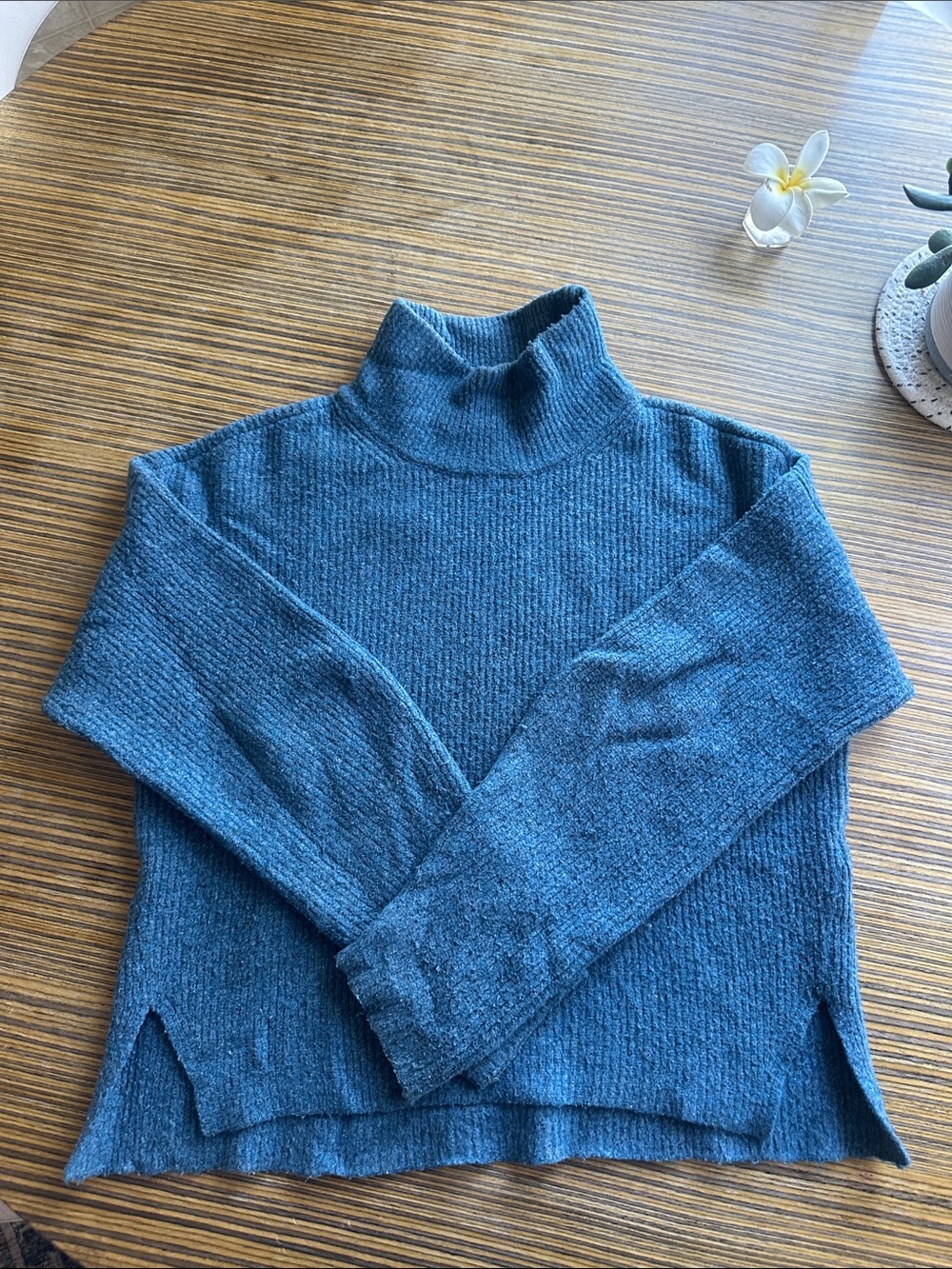 Abercrombie & Fitch Teal Blue Turtleneck Sweater